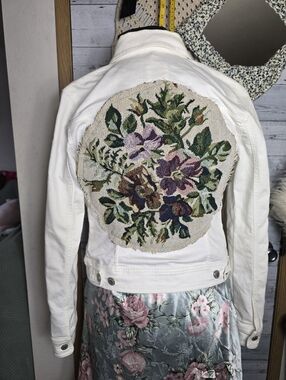 Customized Handmade White Denim Cropped Jacket with Floral Tapestry Patch Boho